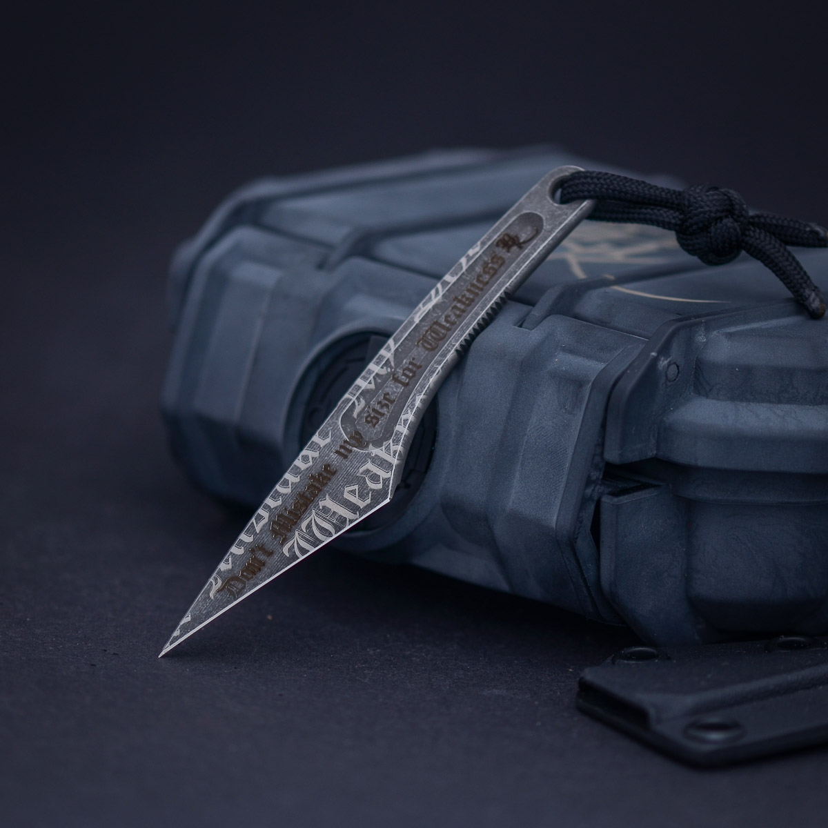 Bastinelli Kiridashi Custom Engraved Klinge, Dolch, Messer, Waffe