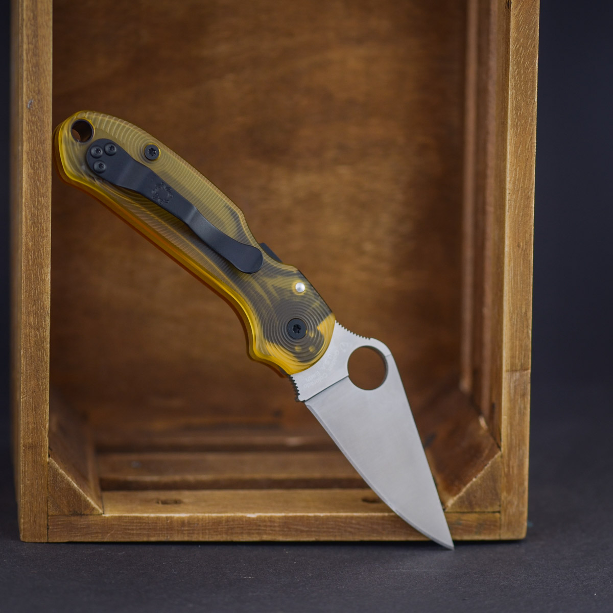 Spyderco Para 3 Magnacut X RGT Ultem Contoured Ripple – Image 3