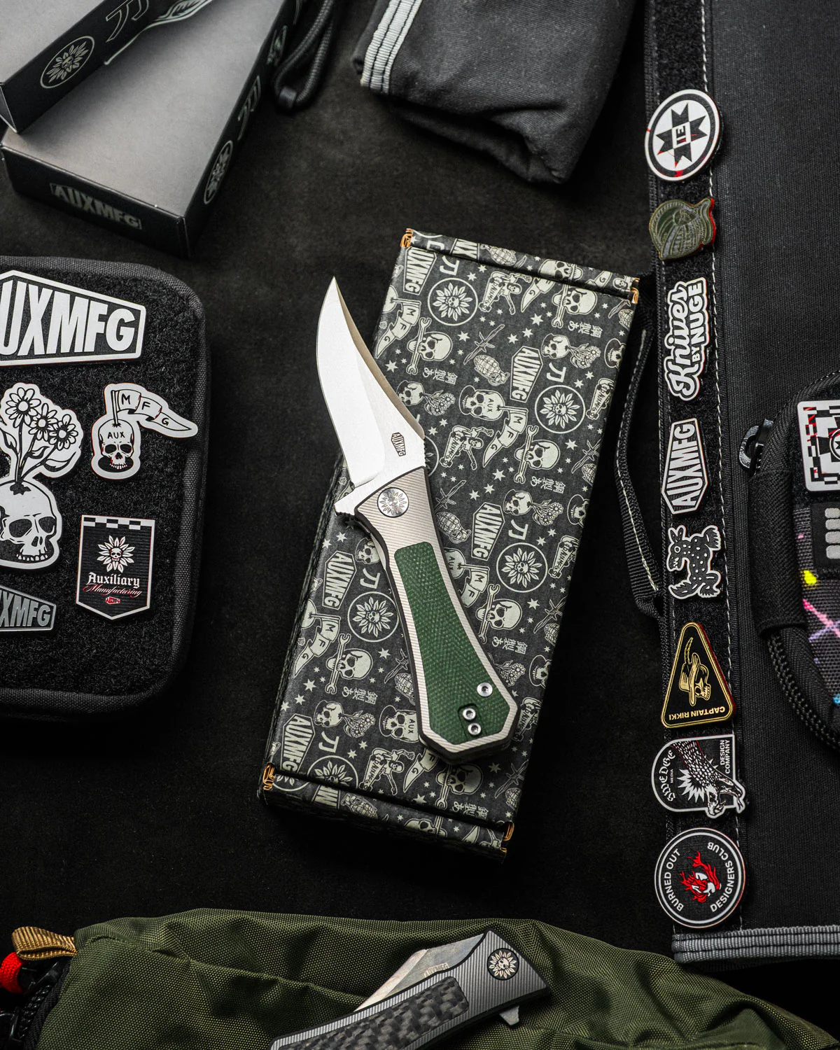 Auxiliary Manufacturing Pocket Bowie Deadhead  – Bild 6