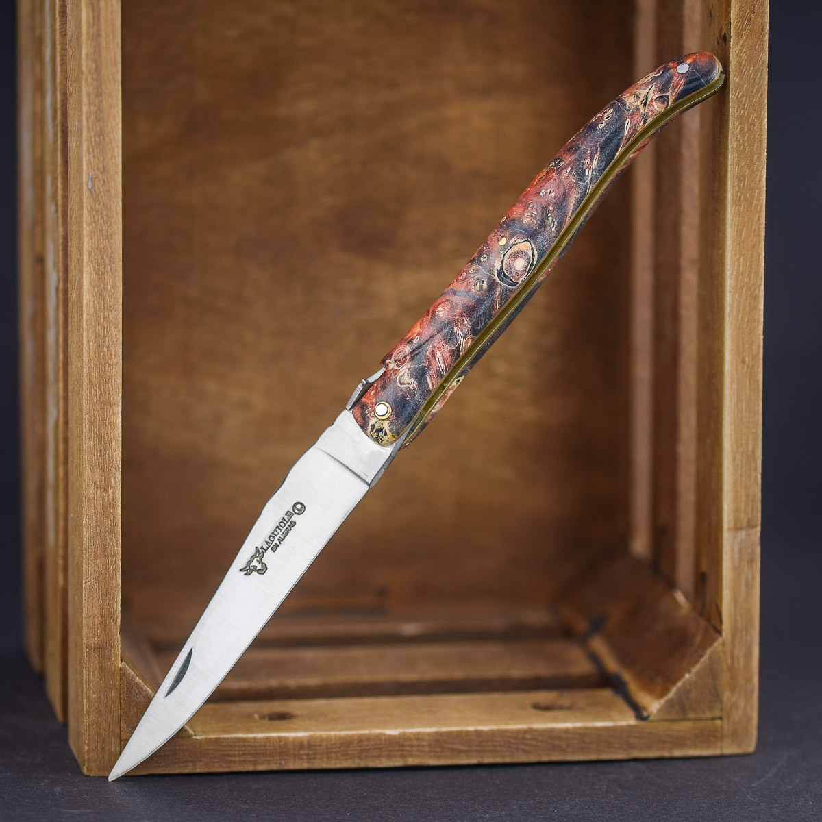 Laguiole en Aubrac 12 cm – Fire Elder Burl – Space Bee Edition