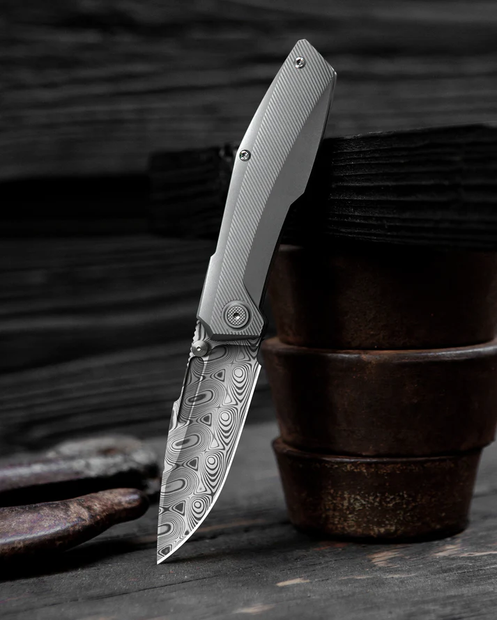 Null Knives Raiden R2 Type S Damasteel / Blasted Null Knives Raiden R2 Type S Damasteel / Blasted