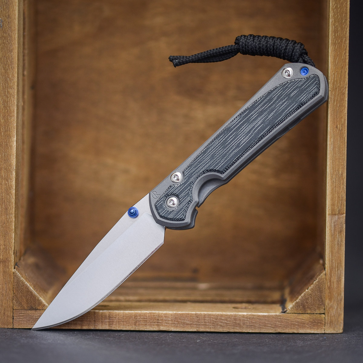 Chris Reeve Sebenza 31 Canvas Micarta black - Double Lug and blue Hardware Chris Reeve Sebenza 31 Canvas Micarta black - Double Lug and blue Hardware