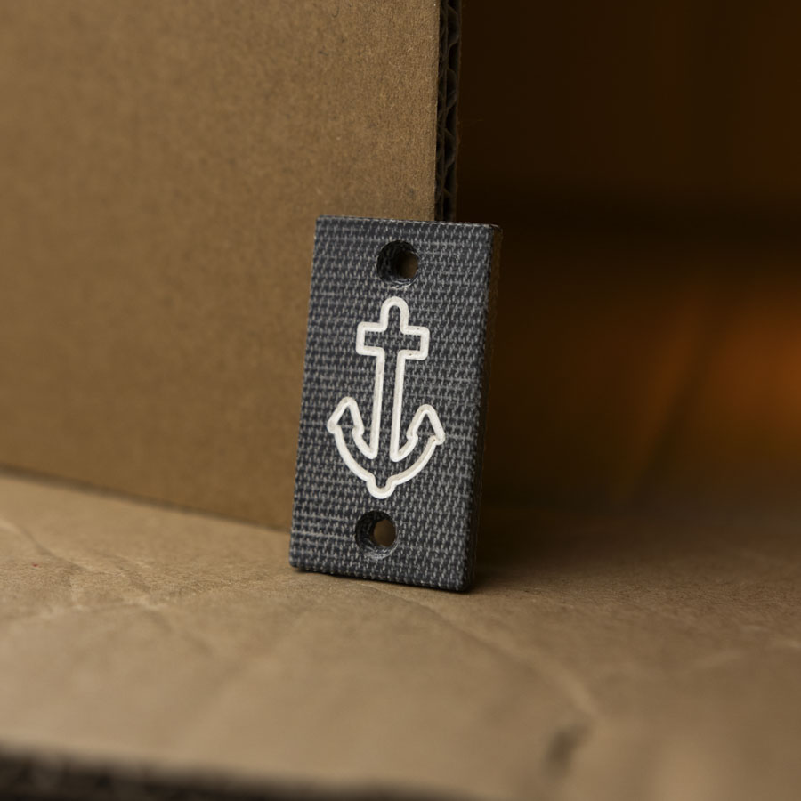 Crowgear Don’t Worry Stone Inlay “Anchor” – Glow in the Dark – Image 2