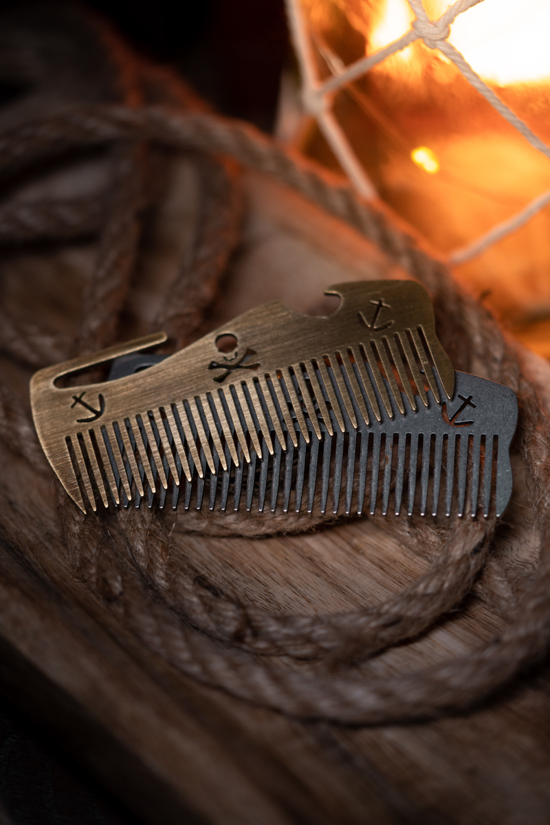 BeardedBuccaneer7QxsltJLwNjoK PicaroonTools Bearded Buccaneer Beard Comb