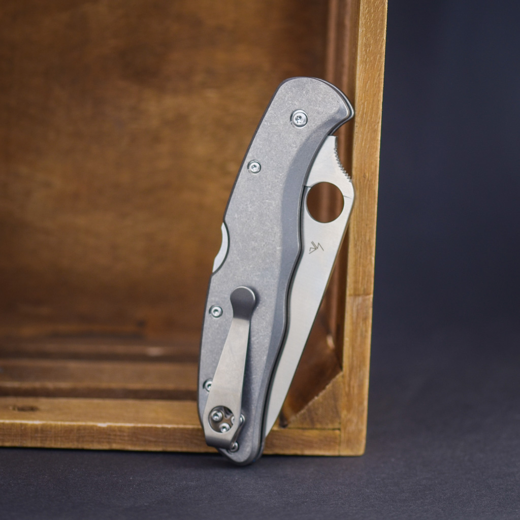 Spyderco Endura 4 SPY27 X Flytanium Titanium – Image 1