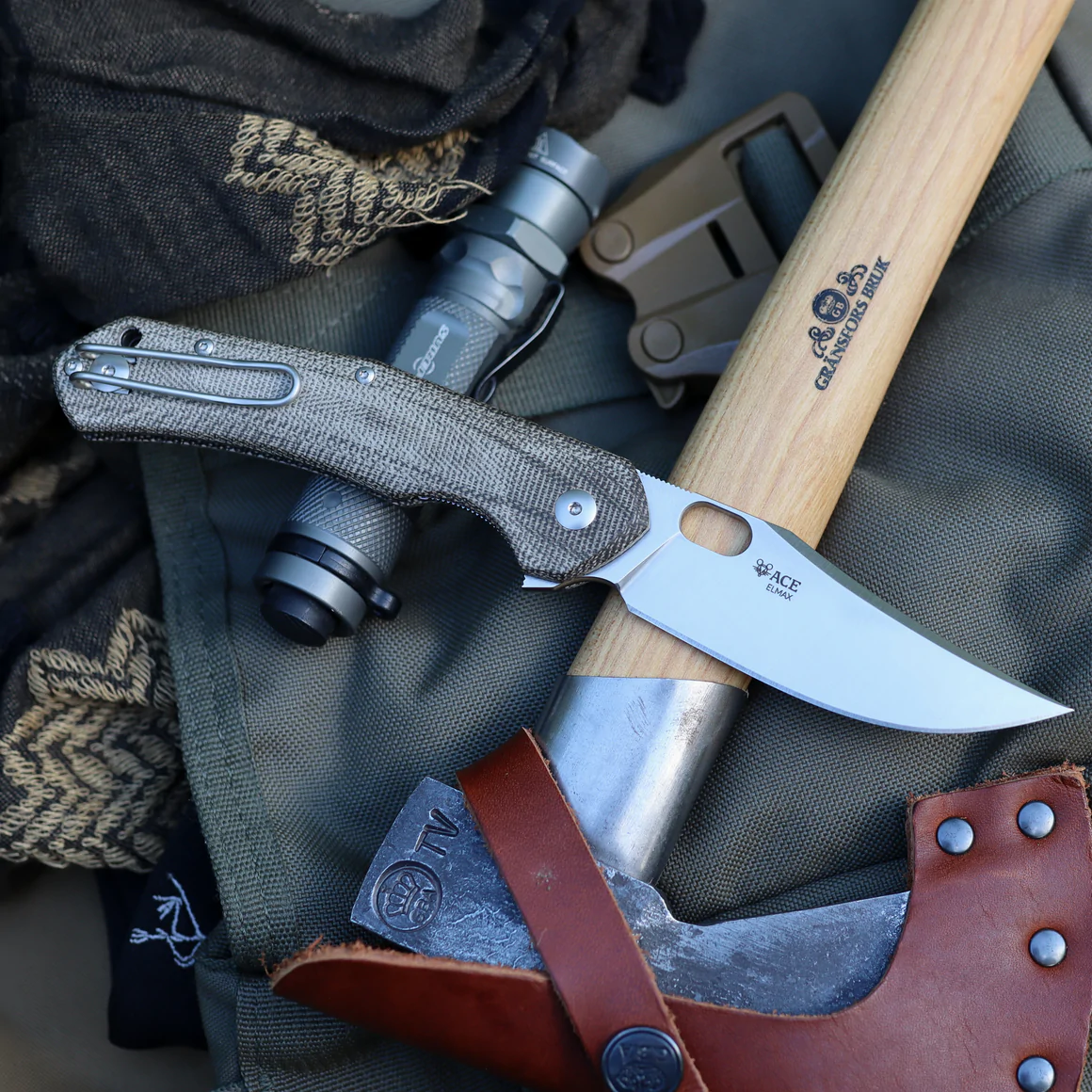 GiantMouse Jutland Green Canvas Micarta