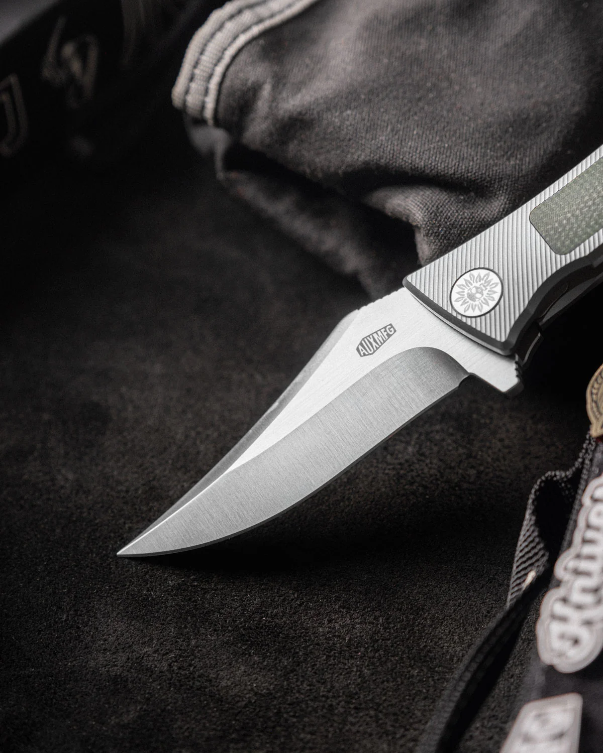 Auxiliary Manufacturing Pocket Bowie Deadhead  – Bild 10