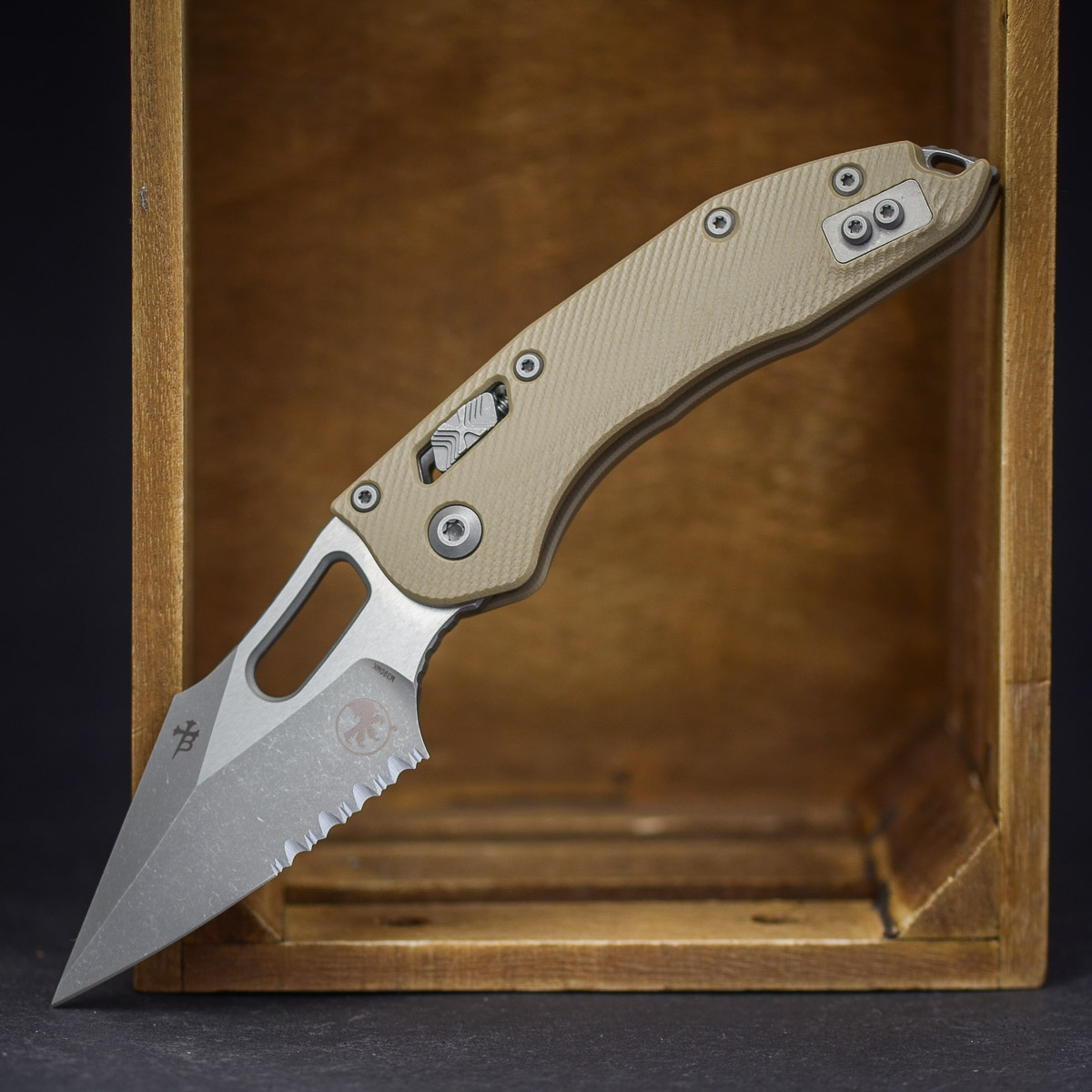 Microtech Stitch Apocalyptic Fluted G10 Tan Cover Partial Serrated Klinge, Messer, Waffe, Dolch