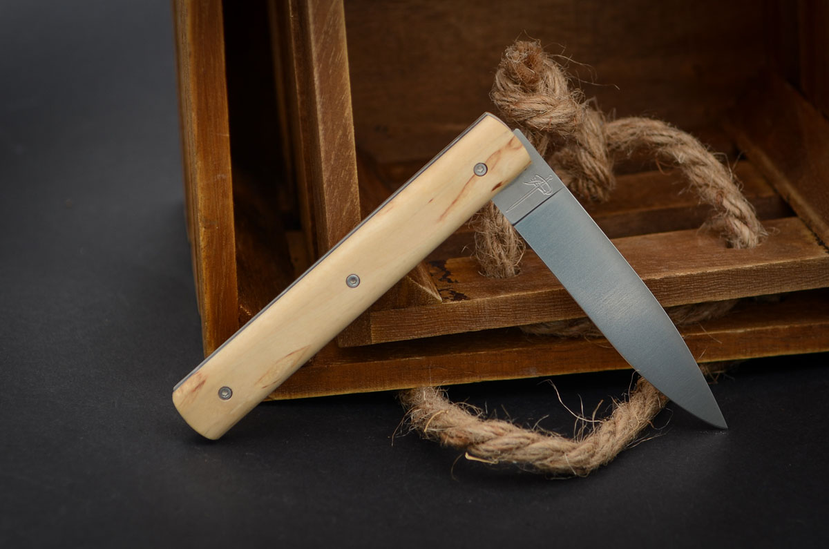 PercevalLeFrancaisMaserbirke-4 Perceval Le Francais Curly Birch