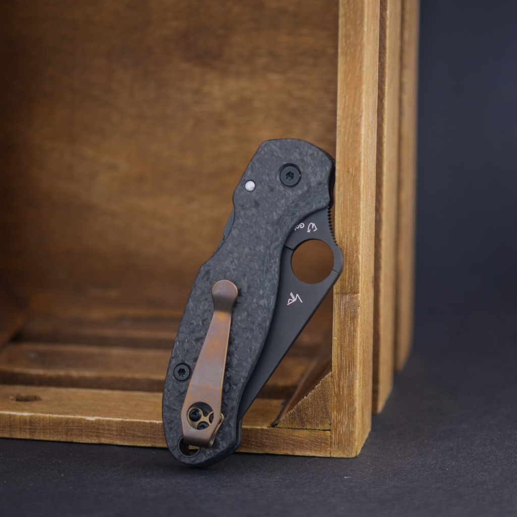Spyderco Para 3 X Flytanium Carbon Fiber Lotus  – Image 4