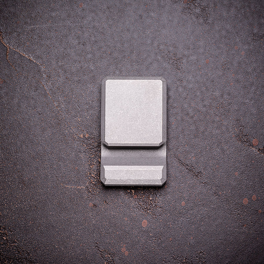 DWS_19_web Crowgear Don't Worry Stone - Body Single