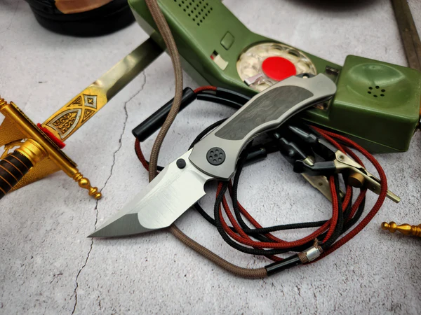 Null Knives Grace