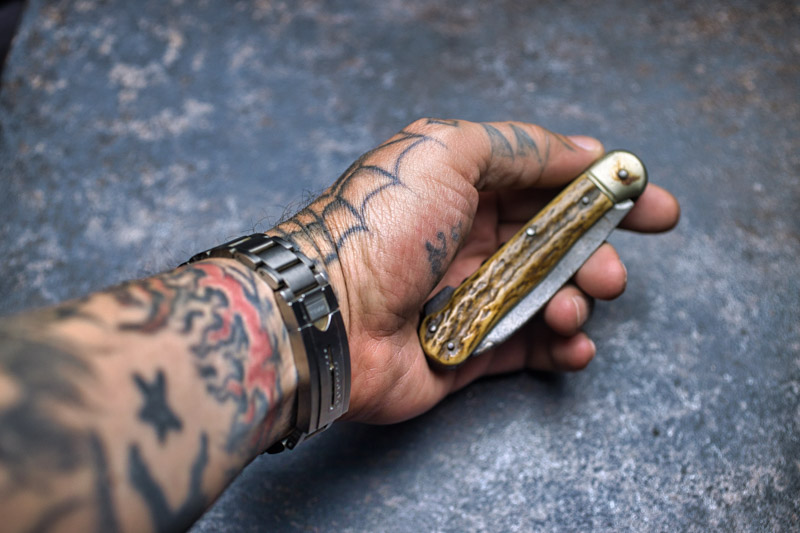 Knife to see you