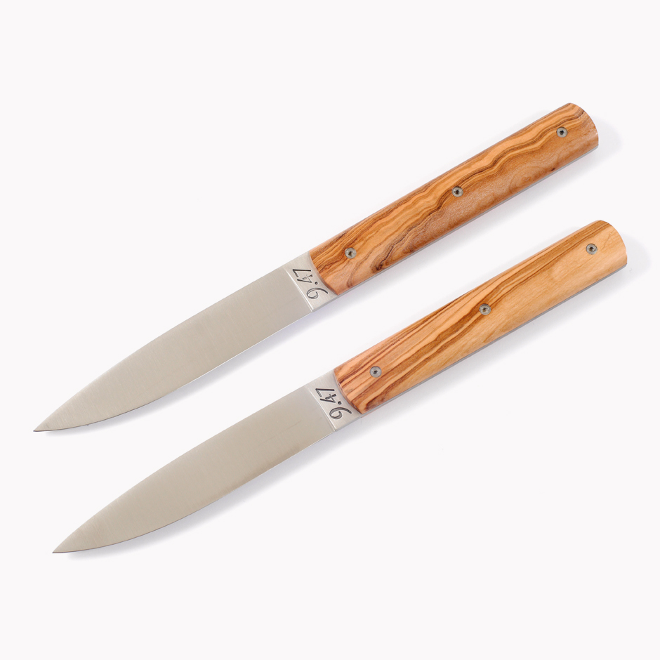 497C20 Perceval 9.47 2-piece table knife set olive