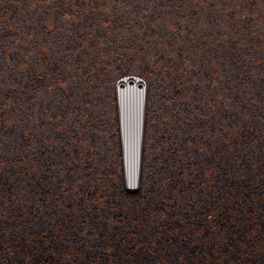 Daily Customs 3H Pocketclip Pinstripes Ti