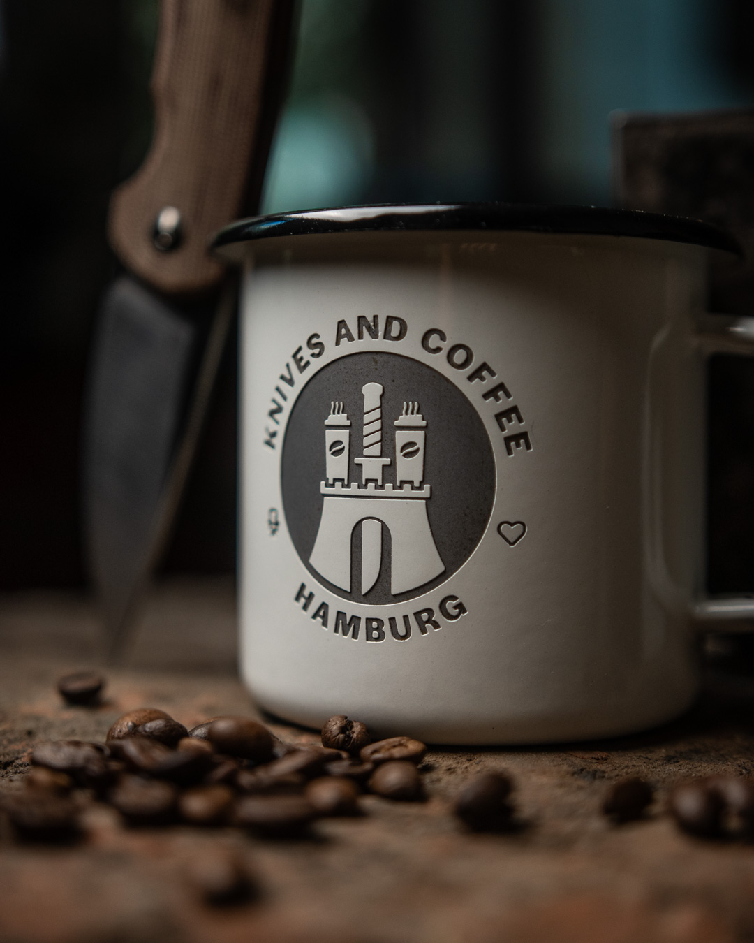 Knives and Coffee Mug Pokal, Getränk, Kaffee
